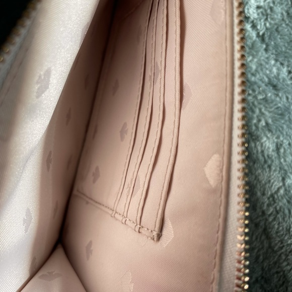 Kate Spade wristlet - Picture 3 of 3